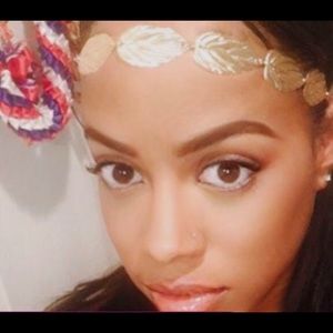 Meet your Posher, Plezena